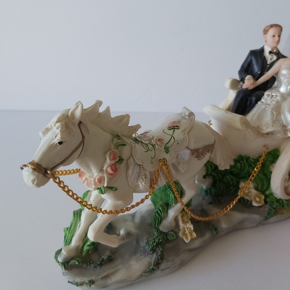 Wedding couples in the hors - Picture 4 of 10